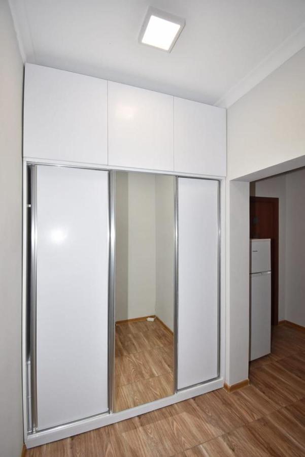74/3New Building In The Center Of The Capital Apartment Erevan Exterior foto